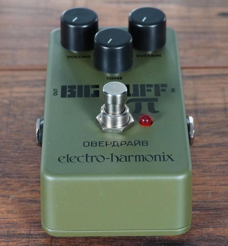 Pedal de Fuzz Electro-Harmonix Big Muff Pi Verde Russo - Pedal